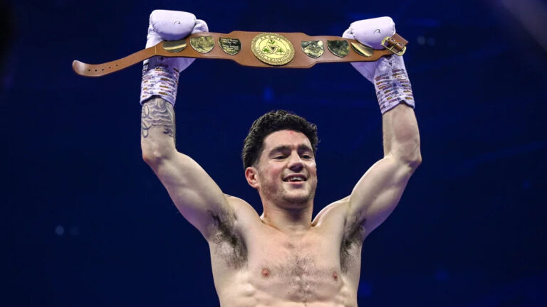 Muere el boxeador irlandés John Cooney tras sufrir graves lesiones cerebrales en un combate en Belfast