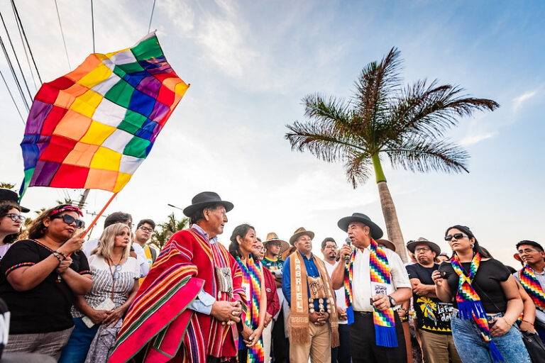Con encuentro de bandas y tradicional Pawa inició el Carnaval Andino Con la Fuerza del Sol en Arica