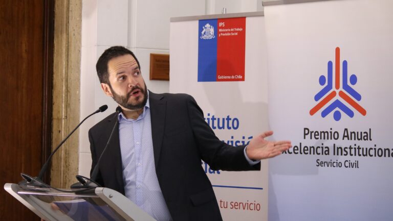 ¿Quién tomará el relevo de Miguel Crispi en el Segundo Piso de La Moneda?