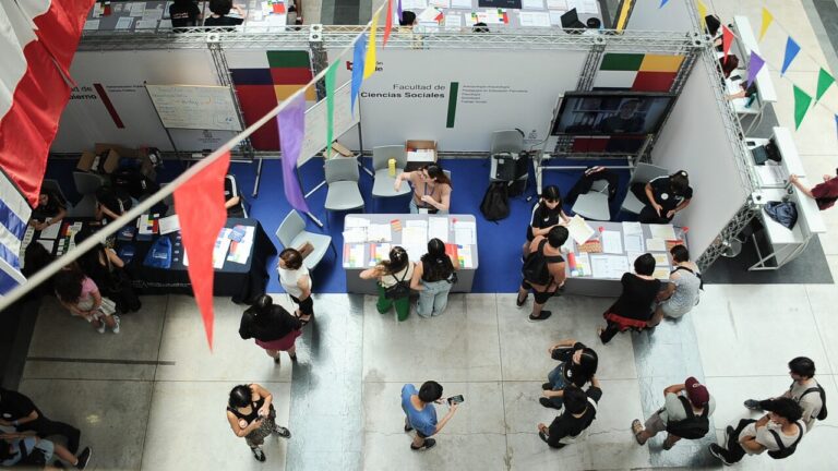 Aumento de beca de alimentación para la universidad: Junaeb señala que medida beneficiará a casi 700 mil estudiantes