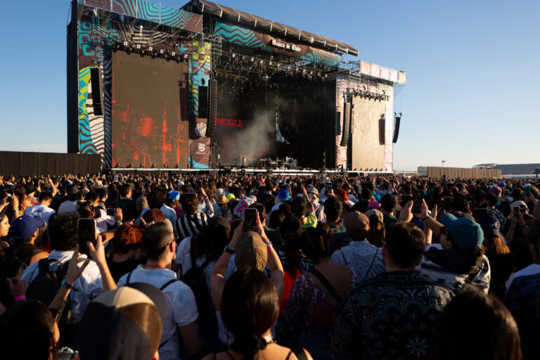 Cambios en Lollapalooza Chile 2025: Revisa los nuevos artistas y modificaciones en horarios de los shows