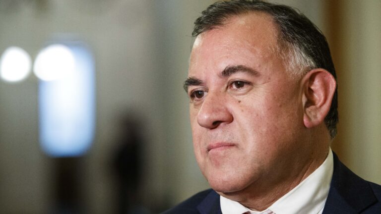 Aedo afirma que se abriría a una primaria con Jara, pero no con Jadue: 