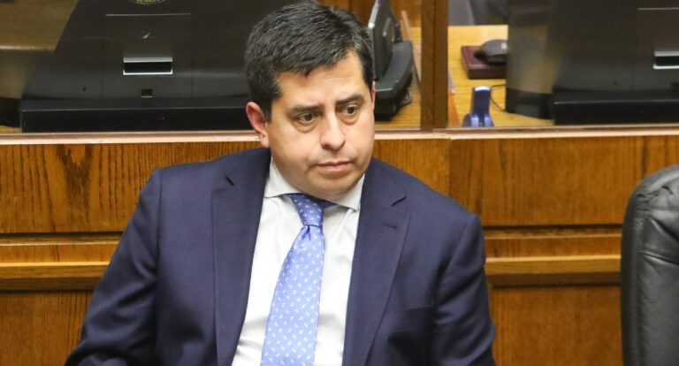Pedro Araya, senador del PPD: 