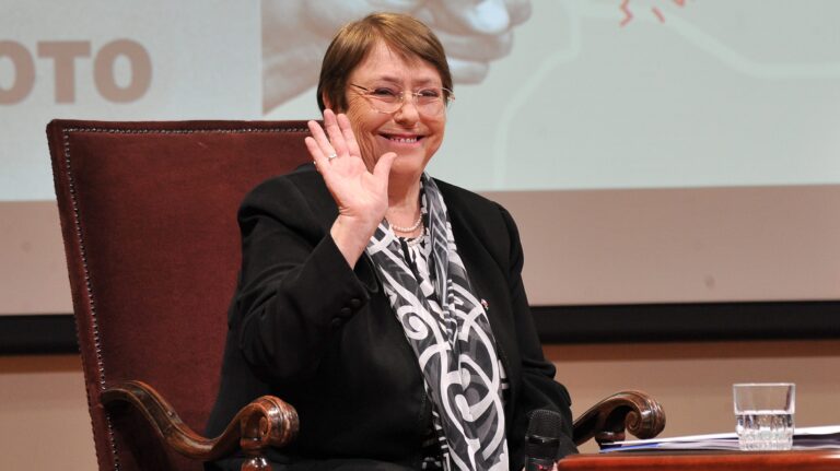 Narváez destaca que nombre de Bachelet 