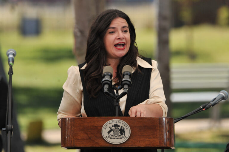 Ministra Orellana en el 8M: 