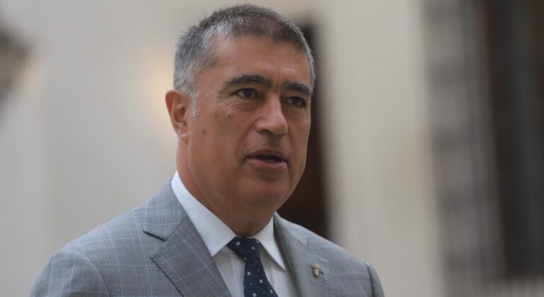 Desbordes afirma que Hassler 