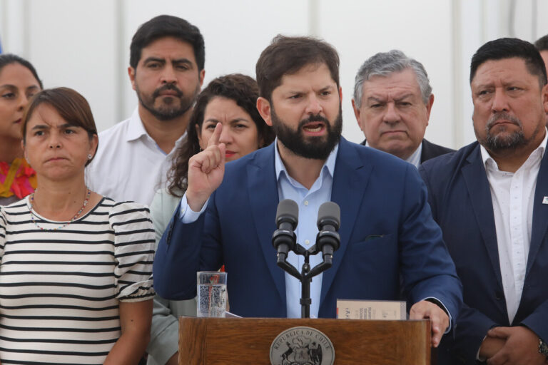 Boric defiende gestión económica: “El país avanza gracias a un manejo responsable y serio de las finanzas públicas”