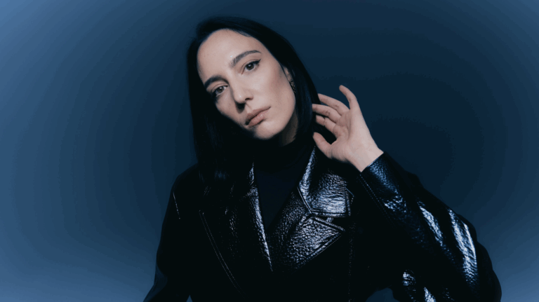 Amelie Lens vuelve a Chile con un show techno de seis horas: Fecha, lugar y venta de entradas