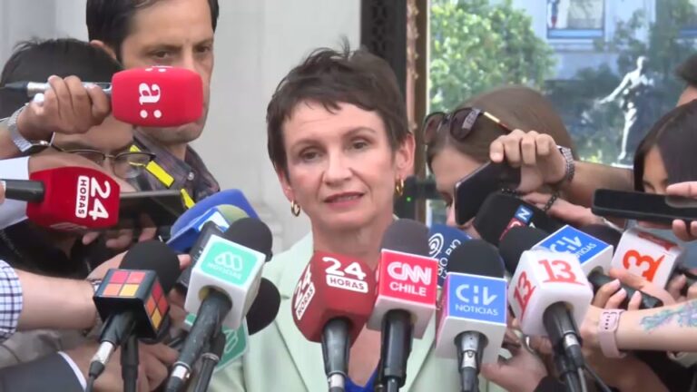 Carolina Tohá presenta su renuncia al Ministerio del Interior