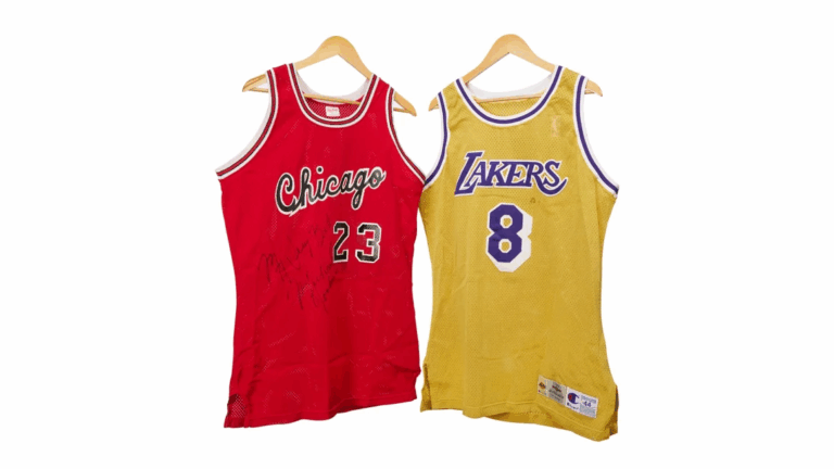 Primeras camisetas usadas por Michael Jordan y Kobe Bryant en la NBA podrían venderse en US$ 10 millones cada una