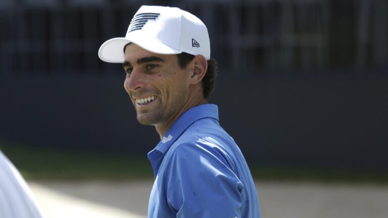 Joaquín Niemann se corona campeón del torneo LIV de Singapur