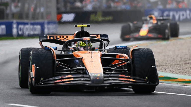 Lando Norris ganó la primera carrera de la temporada de F1, mientras Lewis Hamilton decepcionó en su debut con Ferrari