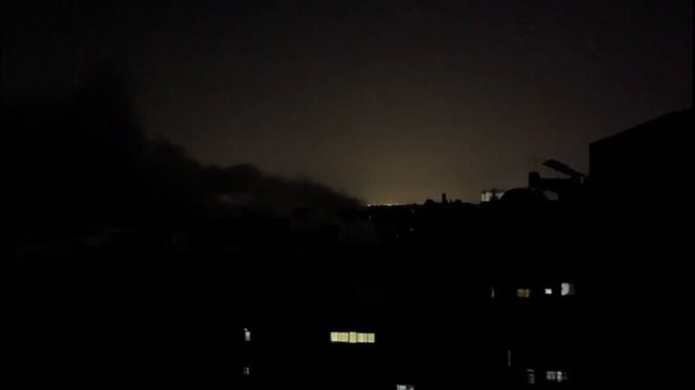 Israel lleva a cabo ataques en Gaza a pesar de alto al fuego