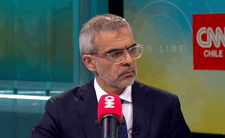 Subsecretario Cordero por pistolas tipo taser: 