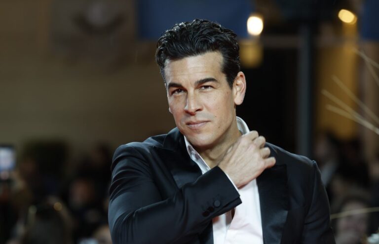 Mario Casas a CNN Chile: “Me gusta contar historias, crear personajes y llegar al público, me da igual el género que sea”