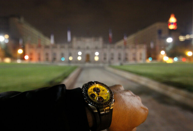 Cambio de hora 2025: ¿Hasta cuándo dura el horario de invierno en Chile?