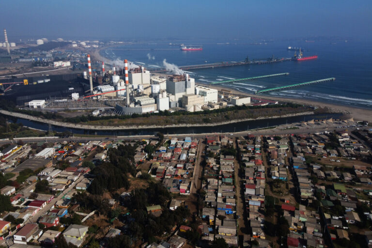 Instalan en Chile la primera red pública de monitoreo del aire: Medirá Concón, Quintero y Puchuncaví