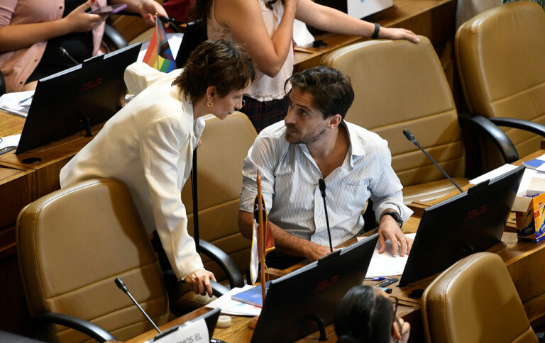 Winter responde a Tohá y resalta el valor de las primarias: “Debemos consolidar la unidad del progresismo”