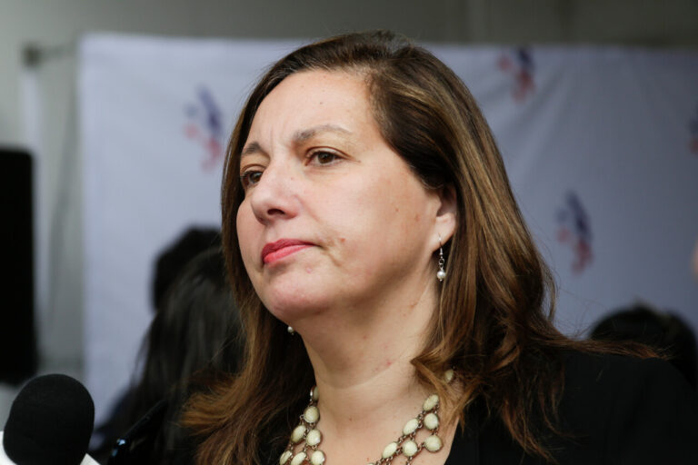 Paulina Vodanovic (PS) expresa molestia con el Frente Amplio tras destitución de Isabel Allende: 