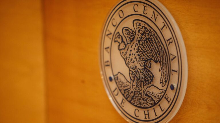 Banco Central mantiene la tasa de interés en 5%