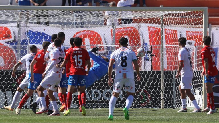 Cobresal vs Universidad Católica: Dónde y a qué hora ver el partido por el Campeonato Nacional