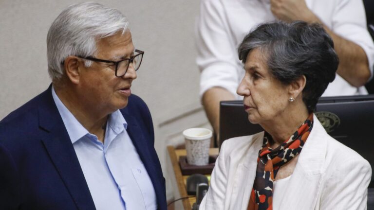 Destitución de Allende: Saavedra reconoce molestia del PS y que el Presidente Boric 