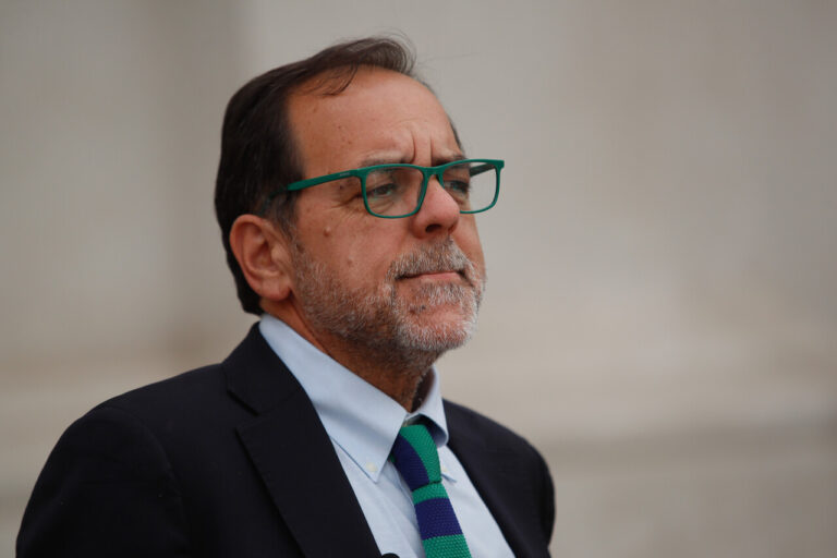 Mulet descarta dar pie atrás con su candidatura presidencial, al igual que Mirosevic: “No me bajo, esto es un proyecto serio”