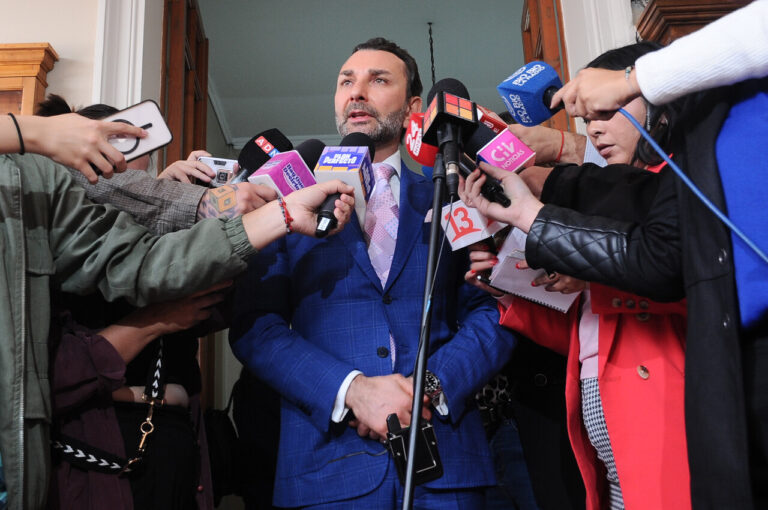 Defensa de Cathy Barriga valora revocación de prisión preventiva: “Se hizo justicia y se aplicó el principio de proporcionalidad”