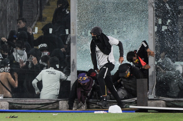 Las catastróficas sanciones que podría recibir Colo Colo tras la cancelación de su partido por Copa Libertadores