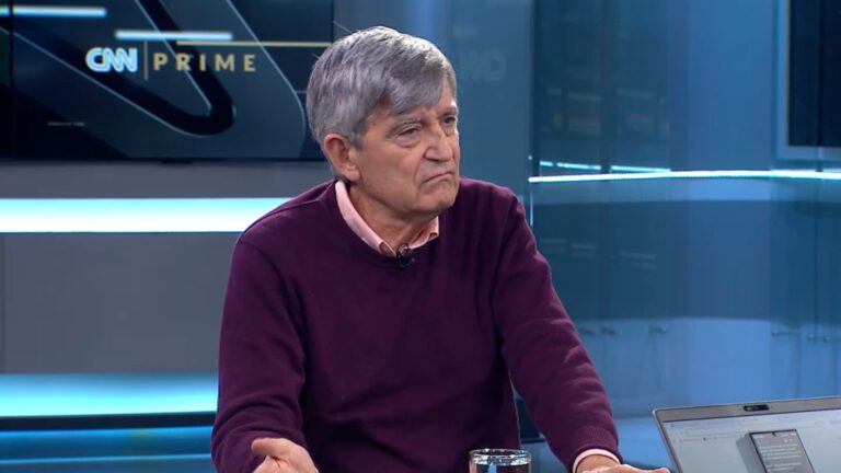 Escalona afirma que del Gobierno de Boric evitaría repetir 