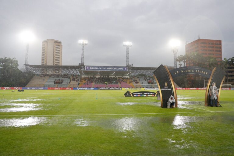 Se posterga el duelo entre Carabobo y Universidad de Chile por fuertes lluvias: Partido por la Libertadores cambia de horario