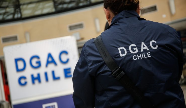 DGAC informa nueva suspensión temporal de operaciones en el Aeropuerto de Santiago por “condición aviaria severa”