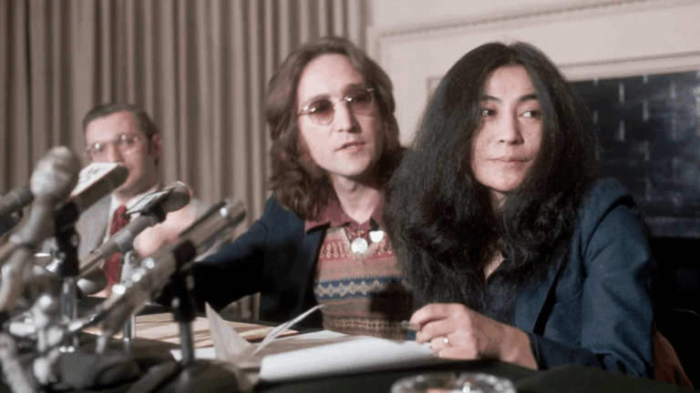 Yoko Ono relata en un nuevo documental su lucha personal y la vida post Beatles junto a John Lennon