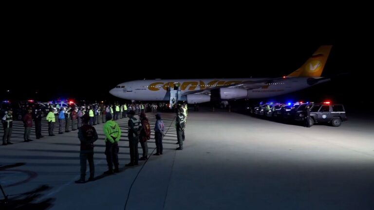 Tres niños ciudadanos estadounidenses, uno de ellos con cáncer, son deportados junto a sus madres a Honduras