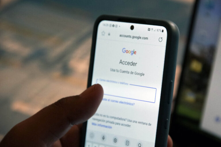 FNE lleva a Google al Tribunal de Libre Competencia: Pide multa por cerca de 89 millones de dólares