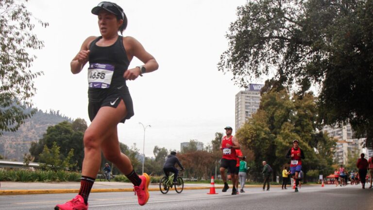Maratón de Santiago 2025: Revisa los desvíos y cortes de tránsito para este sábado 17 y domingo 18 de mayo