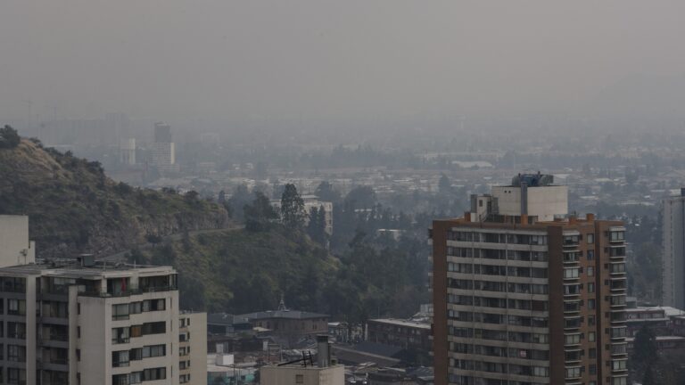Declaran alerta ambiental para este sábado 31 de mayo en la Región Metropolitana