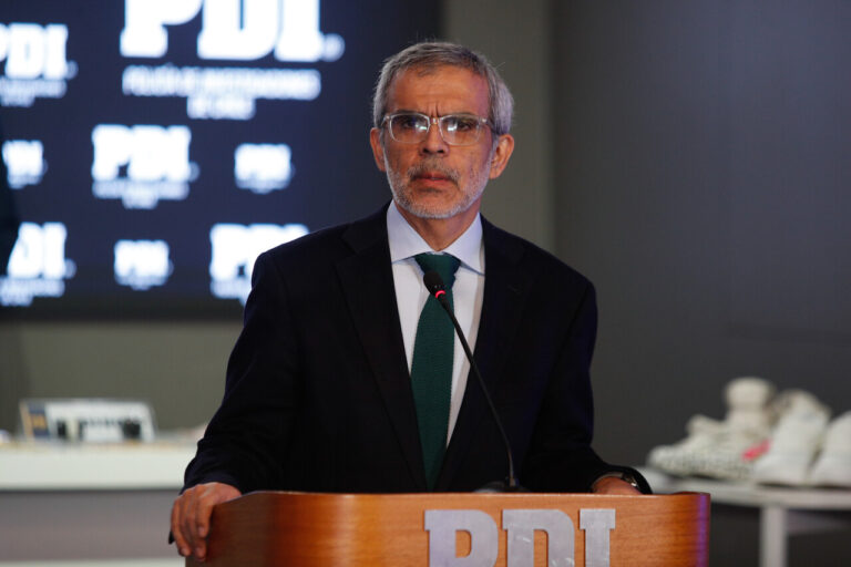 Ministro Cordero critica la acusación constitucional contra delegado Durán: 