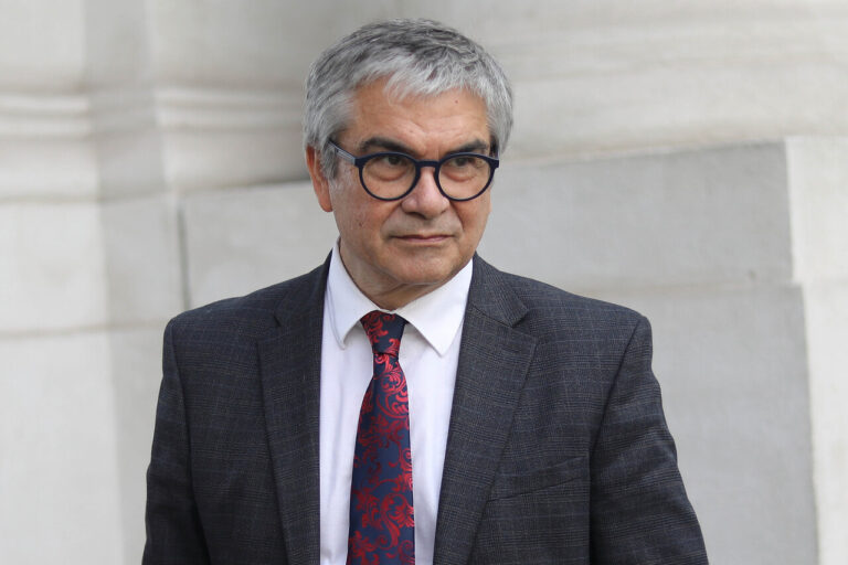 Ministro Marcel anuncia reformas clave para incentivar inversiones en hidrógeno verde y descarbonización