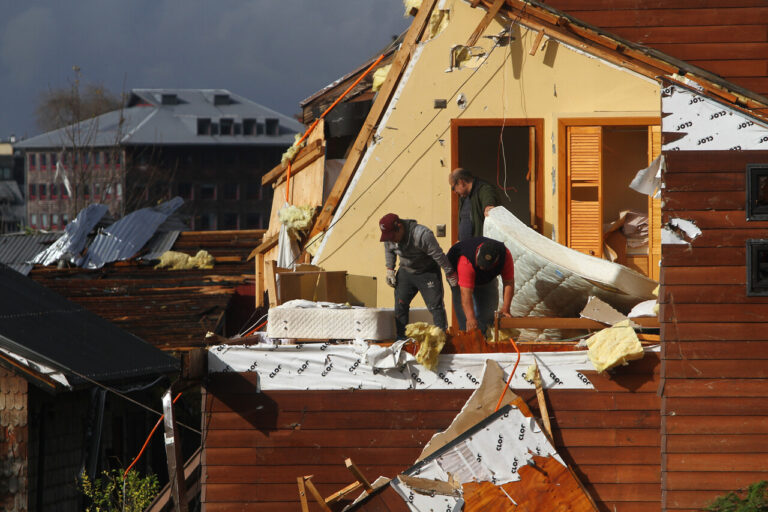Comienza pago del Bono de Recuperación a afectados por tornado en Puerto Varas