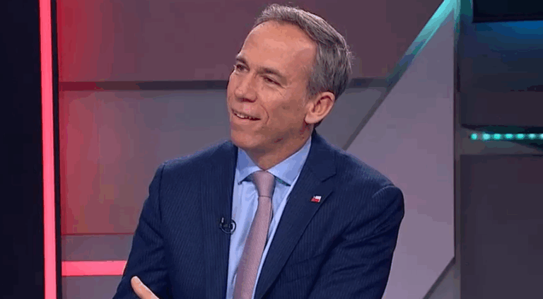 Alessandri por acusación de “espionaje político” del FA: “Aplaudían cuando la filtración era de Cathy Barriga”