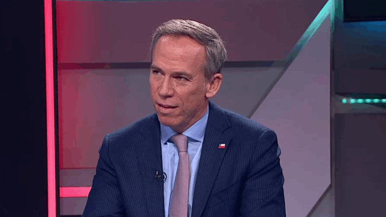 “Le hicimos saber que era una facultad distinta”: Alessandri sobre postura de Desbordes en acusación constitucional contra Durán