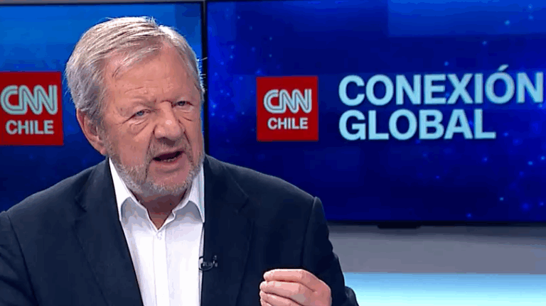 Raúl Sohr explica qué significa “woke” para Donald Trump: “Lo que quiere decir es cuma”