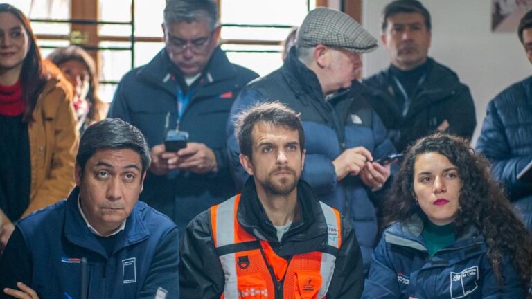 “El comportamiento ha sido ejemplar”: El balance de seguridad del subsecretario del Interior tras el tornado en Puerto Varas