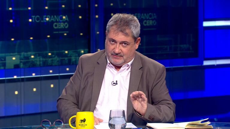 La inquietante inclinación por la violencia: Alfredo Joignant analiza el escenario político actual de Chile