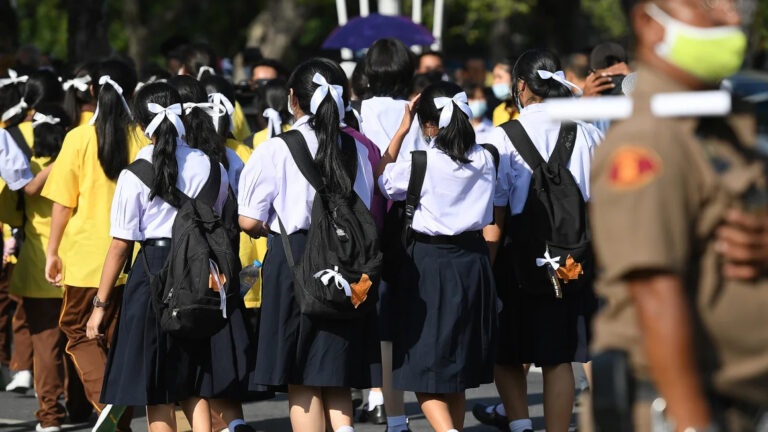 Tailandia elimina polémicas normas sobre cortes de pelo en escuelas tras 50 años de vigencia