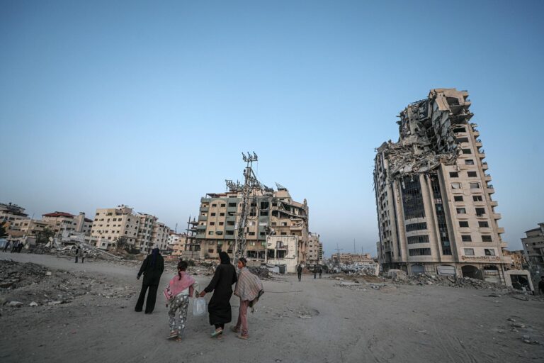 Israel moviliza a miles de reservistas y se prepara para intensificar ofensiva en Gaza ante estancamiento de negociaciones