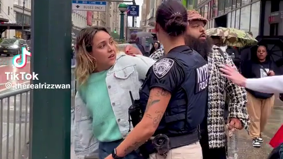 Chilena detenida por error en Times Square anuncia acciones legales contra la policía de Nueva York