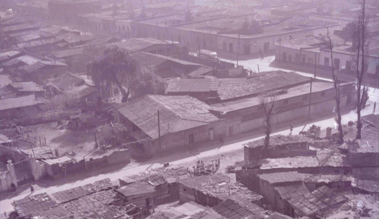 ¿Cómo era Chile en el siglo XX? Revelan mil fotos inéditas del país en el siglo pasado