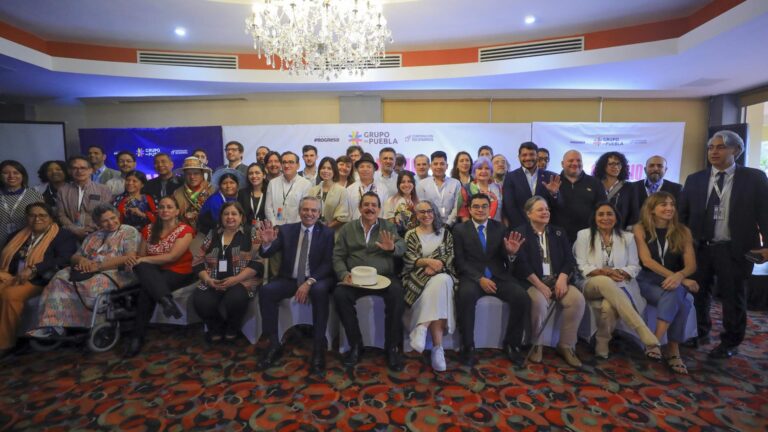 Grupo de Puebla apoyó a Cristina Fernández y dijo que justicia 